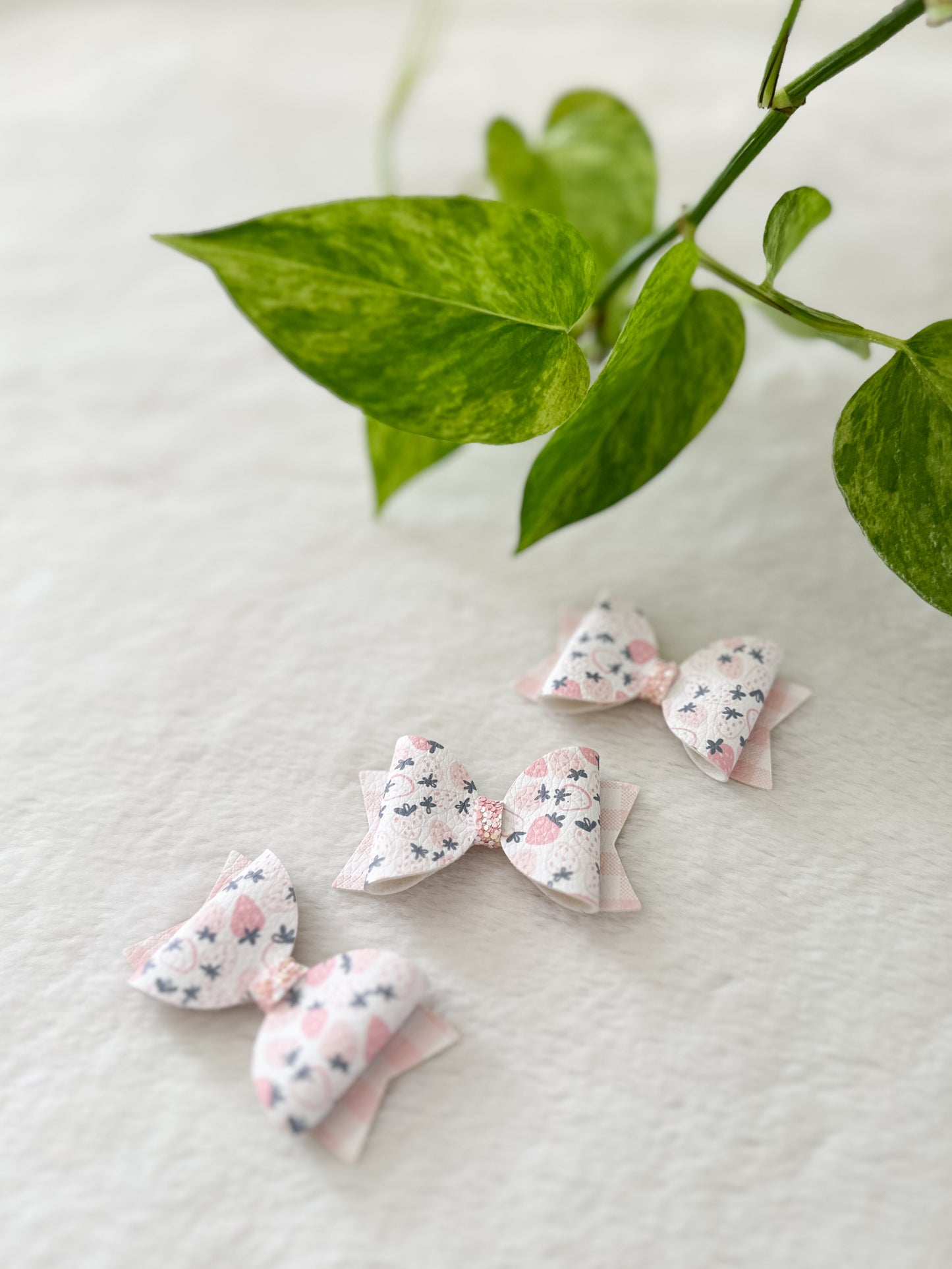 Boucle à cheveux Bella Fraises