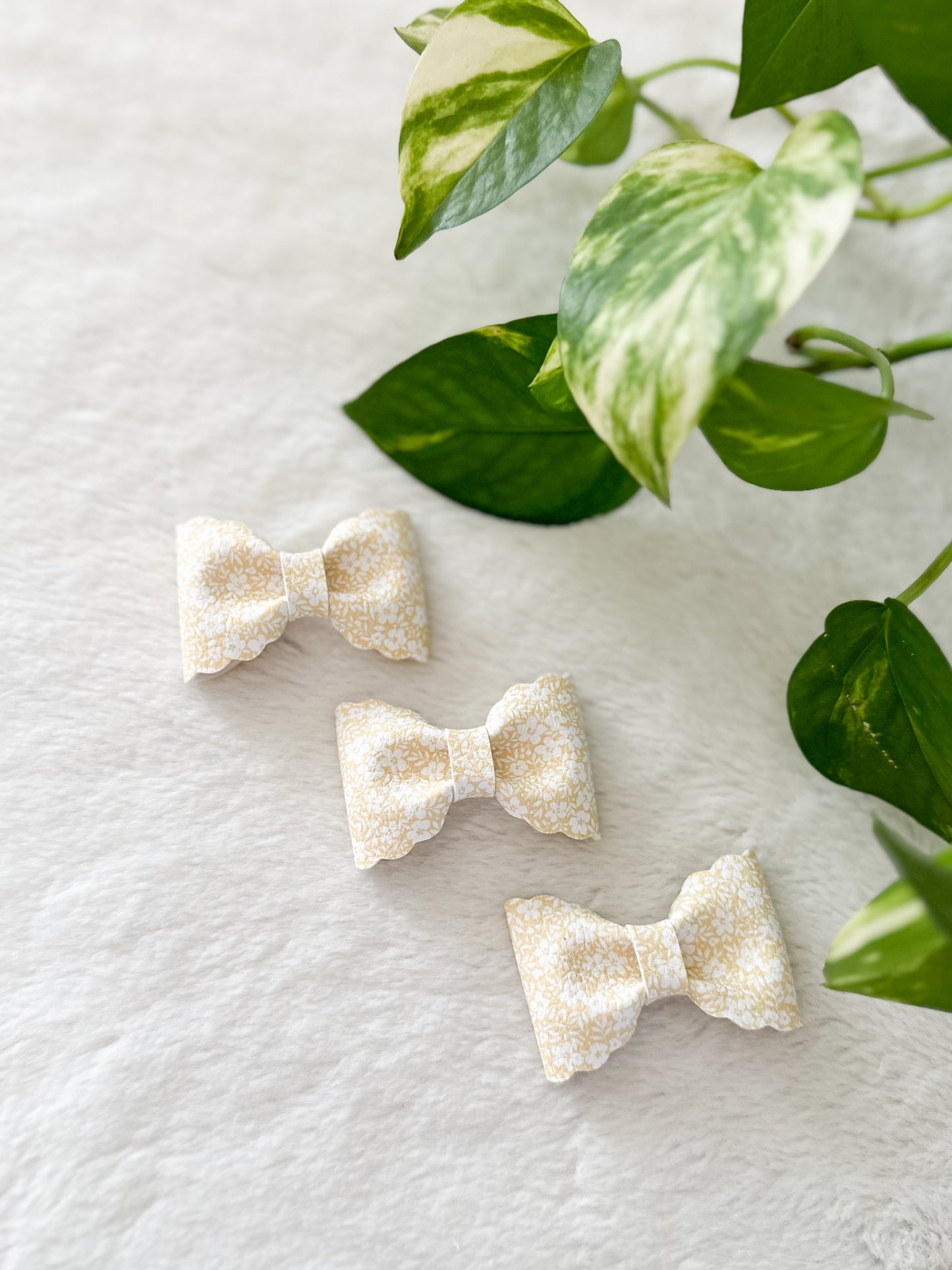 Boucle à cheveux Madie Fleurs Blanche