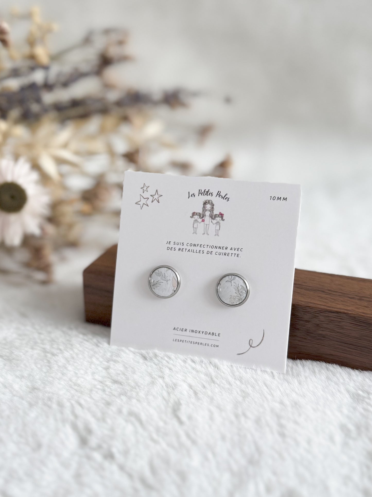 Boucles d'oreilles 10mm Feuilles/Lapins contour Argent