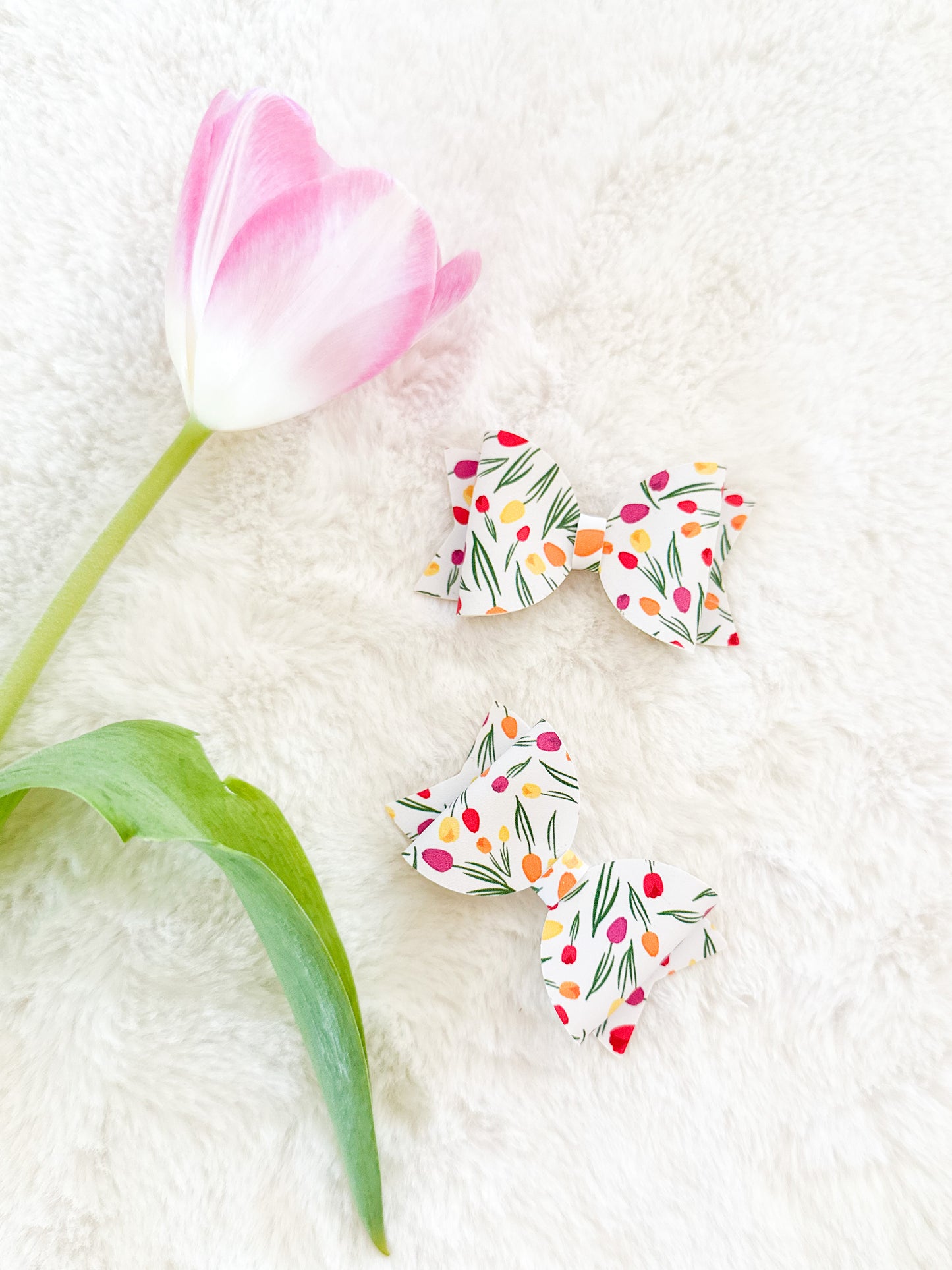 Boucle à cheveux Bella Tulipes