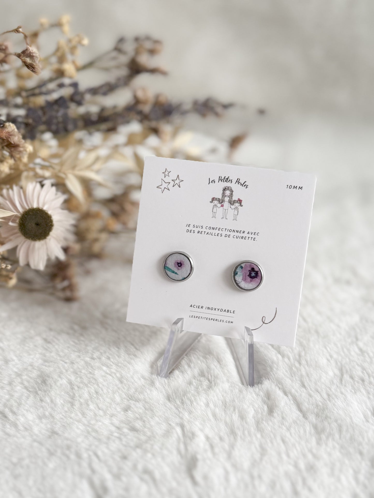 Boucles d'oreilles 10mm Fleurs Mauve contour Argent